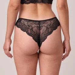 Brazilian Slips aus Spitze