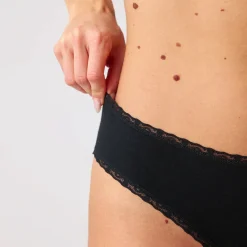 Brazilian Slips mit Spitze aus Bio-Baumwolle