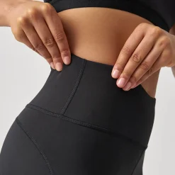 Capri Leggings aus recyceltem Polyester