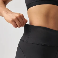 Capri Leggings aus recyceltem Polyester