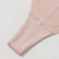 Microfiber Seamless Tanga aus recyceltem Polyamid