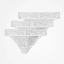 Tangas aus Spitze