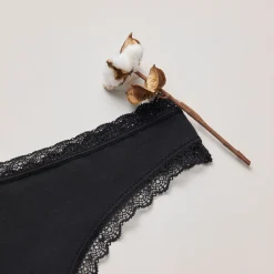 Tangas mit Spitze aus Bio-Baumwolle