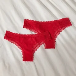 Tangas mit Spitze love
