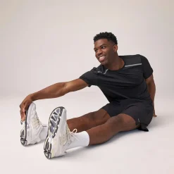 Trainingsshirt mit Reflexstreifen Herren aus recyceltem Polyamid